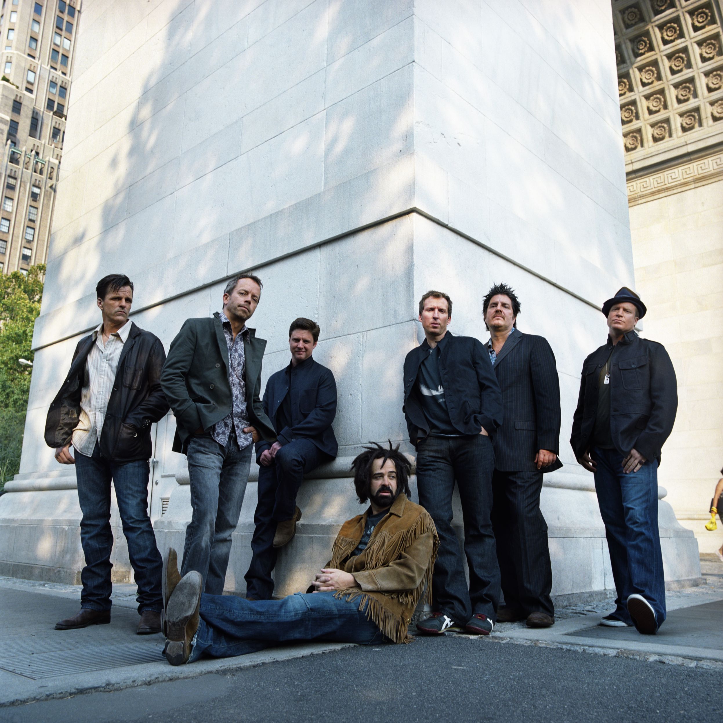 Counting Crows Embark on Headlining Summer Tour with “The Outlaw