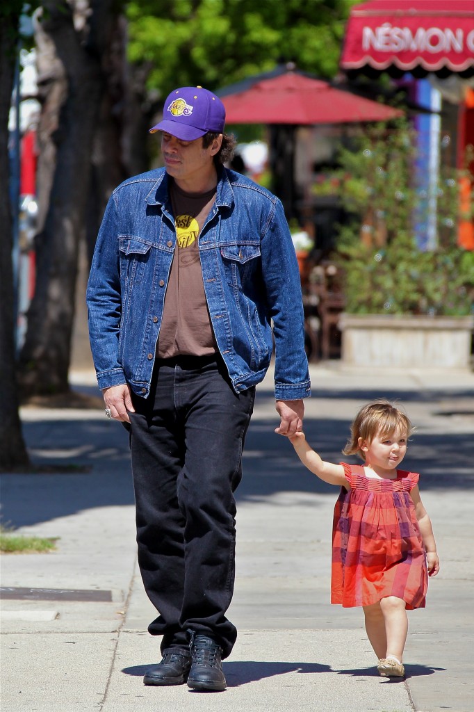 Benicio del Toro & Delilah, Daddy’s Little Girl | New York Gossip Gal ...