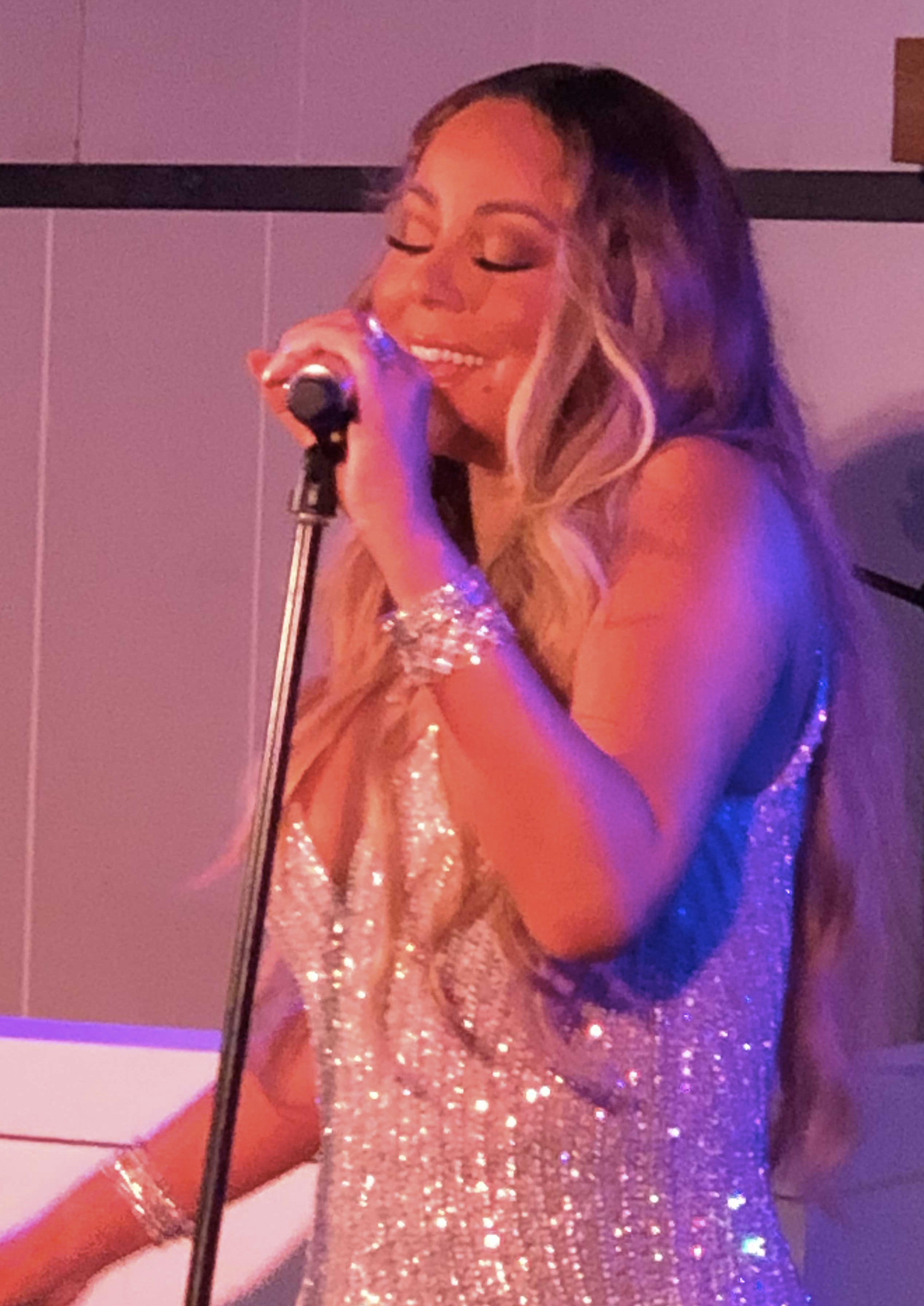 Mariah Carey Sings The Tunes In St Barts At Nikki Beach New York Gossip Gal By Roz 