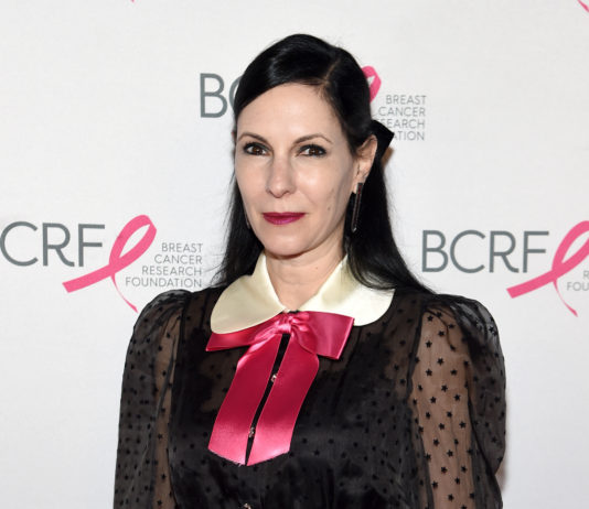 Jill Kargman,Hot Pink Party,Breast Cancer Research Foundation,Park Avenue Armory,new york gossip gal