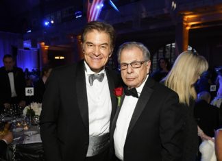 dr samuel waxman,dr mehmet oz,samuel waxman cancer research,ellis island medals of honor ceremony,new york gossip gal