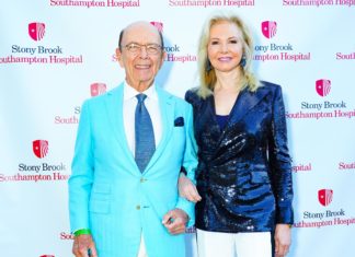 Stony Brook Southampton Hospital’s 61st Annual Summer Party,new york gossip gal,larry scott,jean and martin schafiroff,jenny and john paulson,wilbur ross,hillary ross