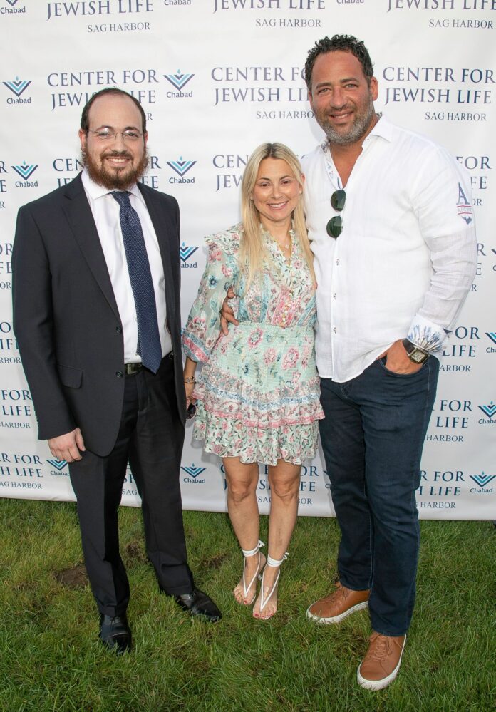 mindy & jared epstein,building for a better tomorrow summer benefit,rabbi berel lerman,new york gossip gal,jean shafiroff,maria & kenneth fishel