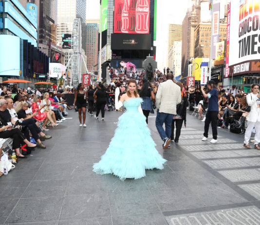 Jean Shafiroff,Times square fashion week,new york gossip gal