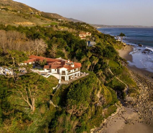 kim kardashian,cindy crawford,malibu mansion,top ten real estate deals,new york gossip gal